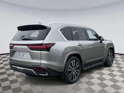 Used 2026 Lexus LX 700h Luxury w/ Accessory Package (Z1) image 2