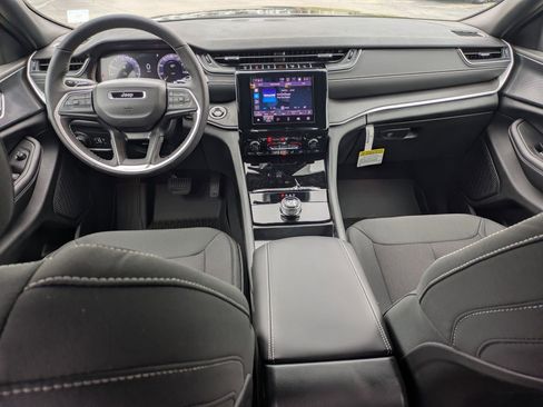 New 2026 Jeep Grand Cherokee Laredo X AWD/4WD image 22