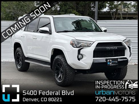 Used 2017 Toyota 4Runner SR5 Premium AWD/4WD image 1