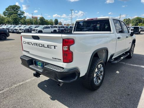 Certified 2024 Chevrolet Silverado 2500 Custom w/ Custom Value Package AWD/4WD image 3