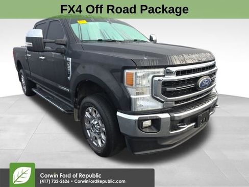 Used 2020 Ford F250 Lariat image 3
