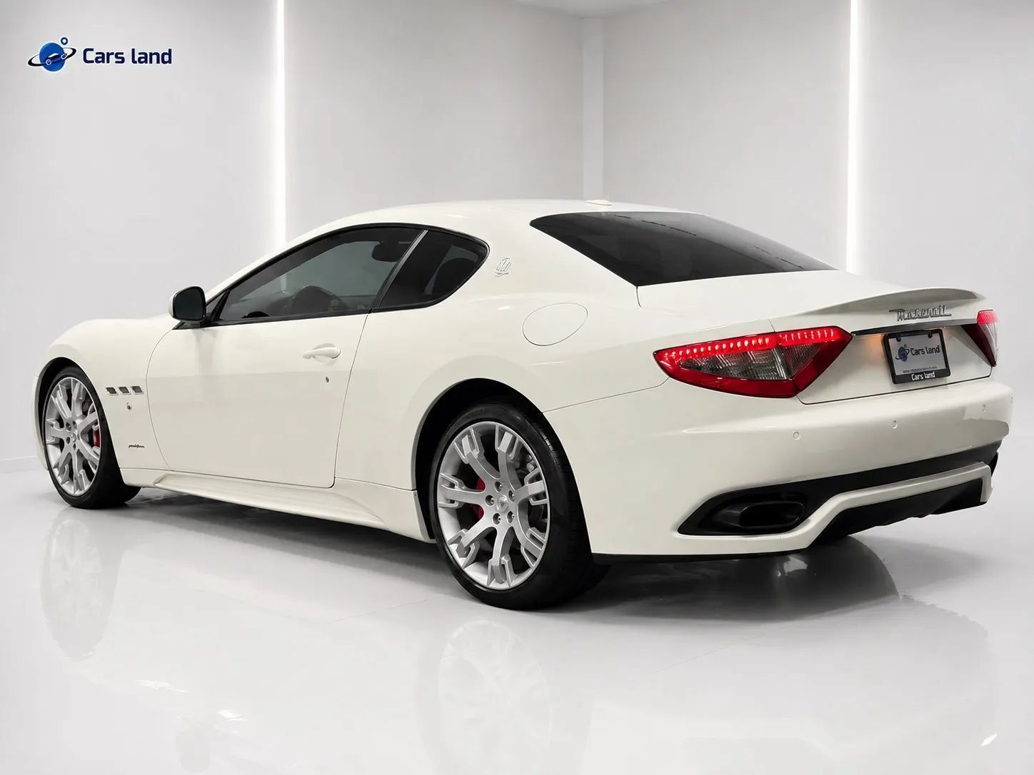Used 2014 Maserati GranTurismo MC RWD image 5