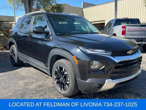 Used 2023 Chevrolet TrailBlazer LT w/ Convenience Package AWD/4WD image 4