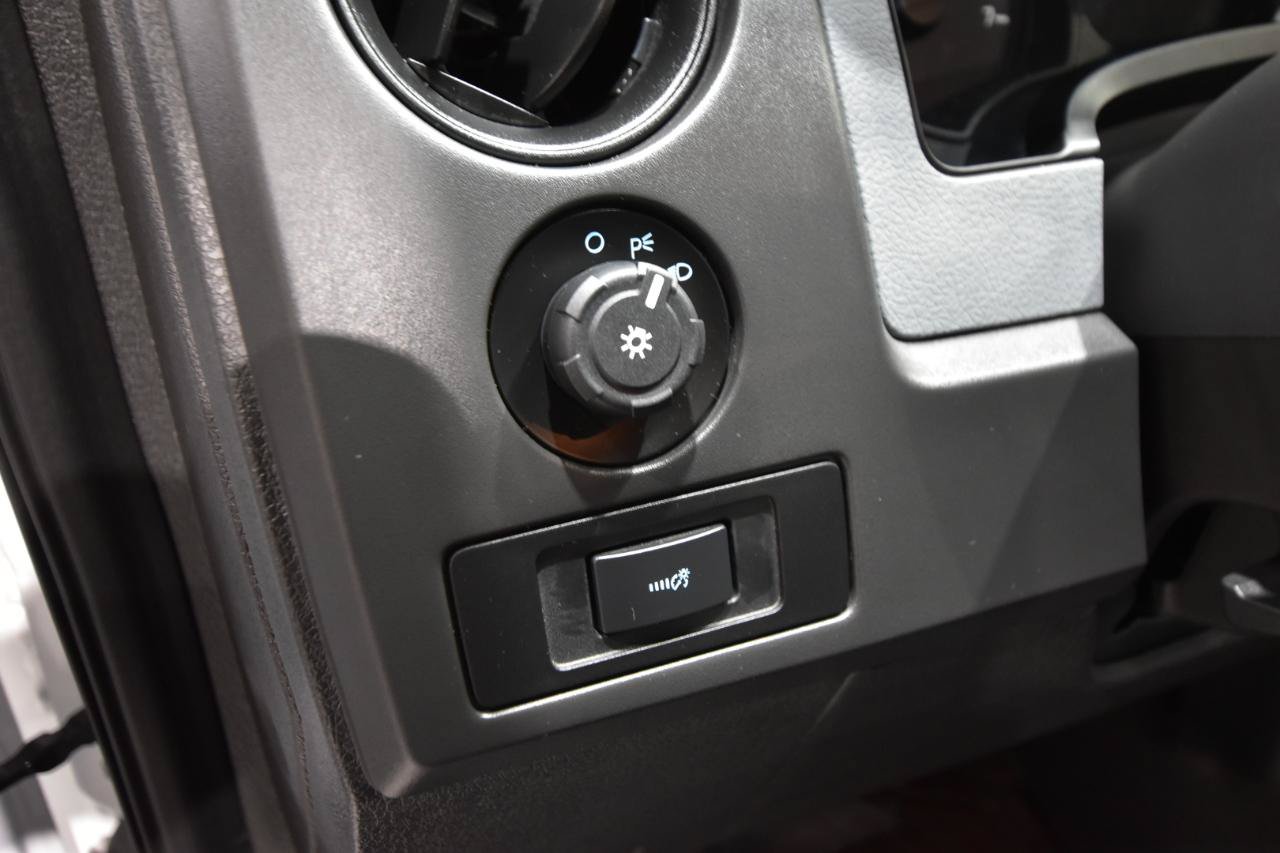 Used 2013 Ford F150 XL w/ Mid Equipment Group RWD image 13