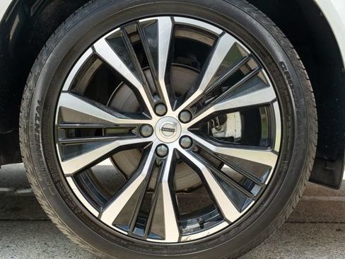 Used 2024 Volvo XC60 B5 Plus w/ Protection Package Premier AWD/4WD image 56