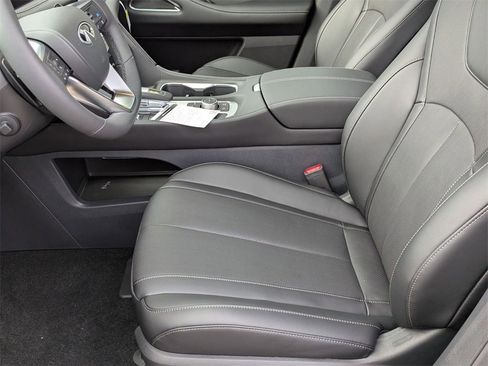 New 2026 INFINITI QX60 Luxe w/ Cargo Package image 12