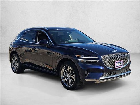 Used 2025 Genesis GV70 2.5T AWD/4WD image 3