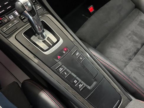 Used 2019 Porsche 911 GT3 RS RWD image 22
