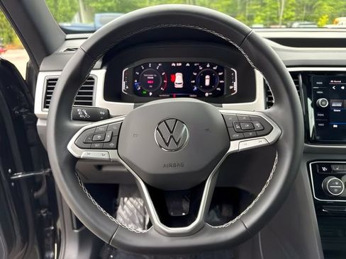 Used 2023 Volkswagen Atlas Cross Sport SE w/ Panoramic Sunroof Package AWD/4WD image 25