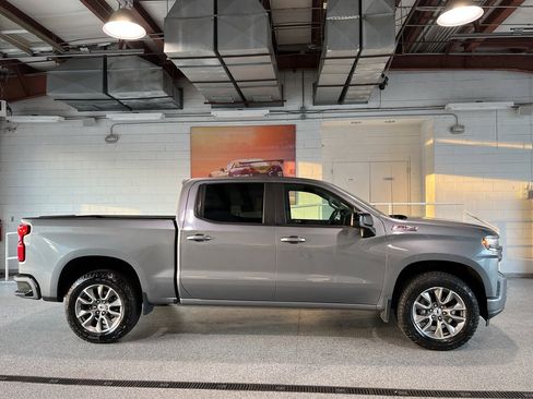 Used 2021 Chevrolet Silverado 1500 RST image 10