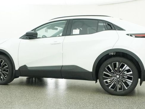New 2026 Toyota C-HR AWD/4WD image 20