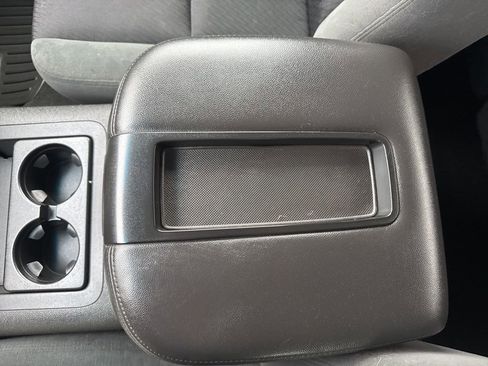 Used 2008 GMC Sierra 1500 SLE w/ Z71 Off-Road Package image 17