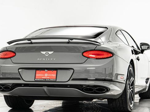 Used 2024 Bentley Continental GT V8 image 9
