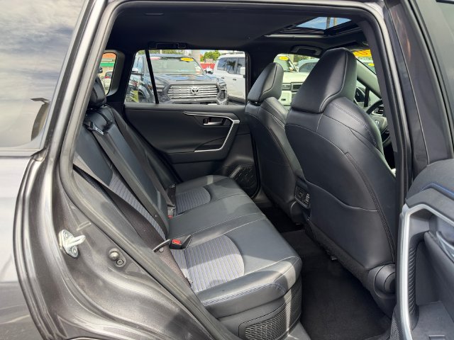 Certified 2020 Toyota RAV4 XSE w/ XSE Grade Weather Package AWD/4WD image 19