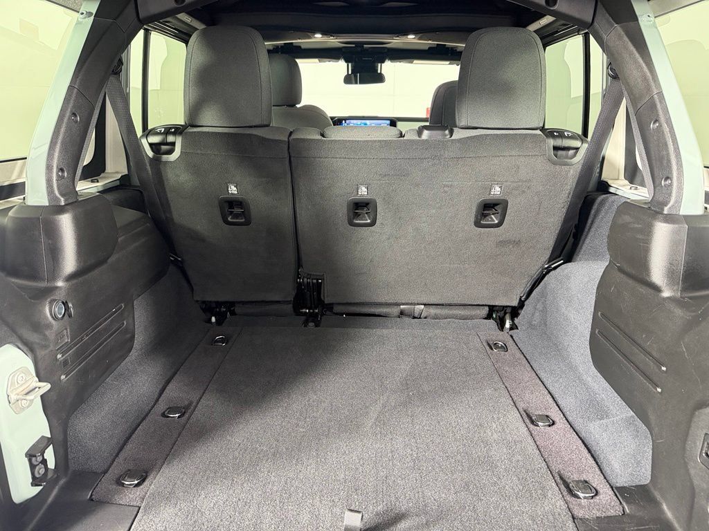 Used 2024 Jeep Wrangler Unlimited Sport AWD/4WD image 21