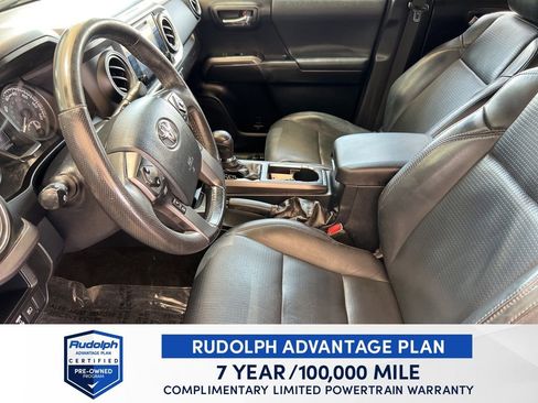 Used 2019 Toyota Tacoma TRD Sport image 10
