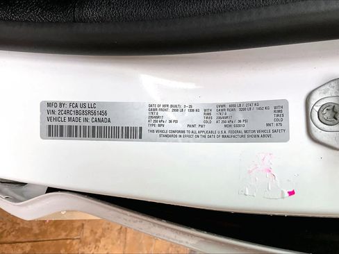 Used 2025 Chrysler Pacifica Select FWD image 34