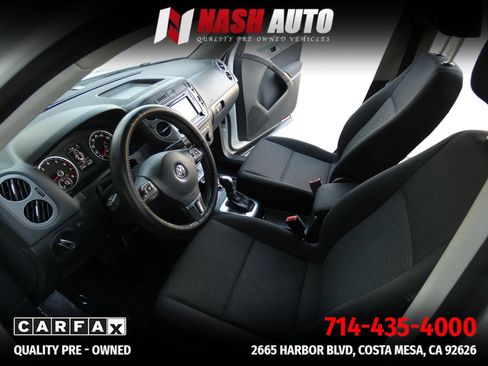 Used 2017 Volkswagen Tiguan S FWD image 46