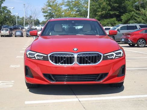 Used 2023 BMW 330i Sedan w/ Convenience Package RWD image 3