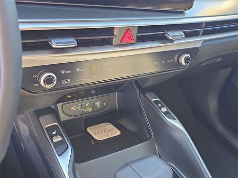 New 2026 Kia Sorento S image 23