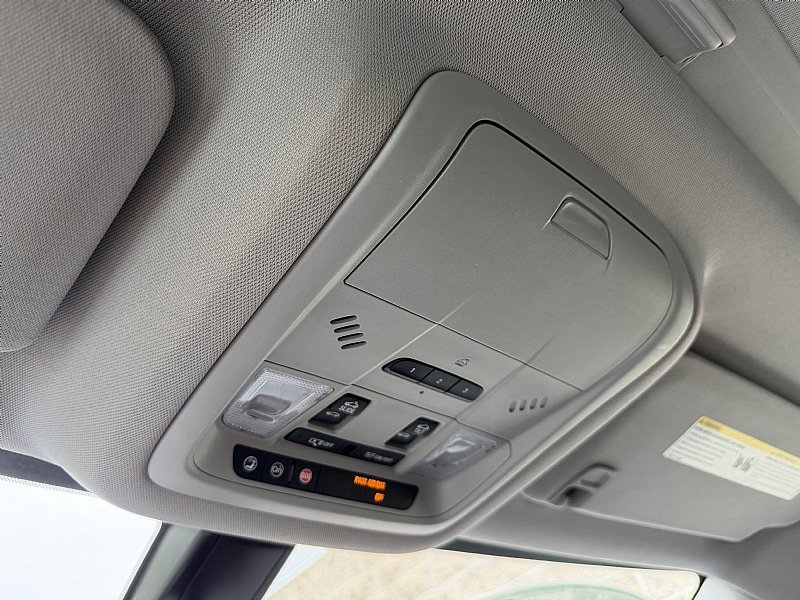 Used 2018 GMC Acadia SLT FWD image 19