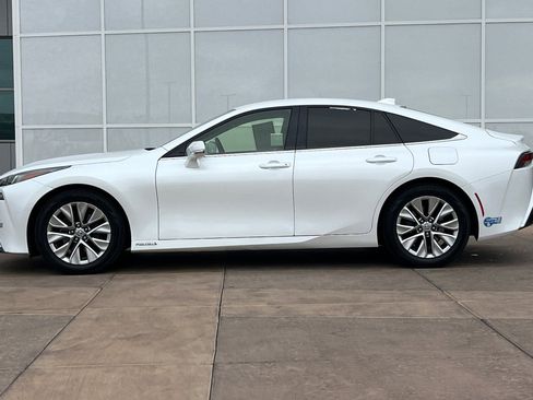Certified 2021 Toyota Mirai XLE w/ Advanced Technology Package image 8