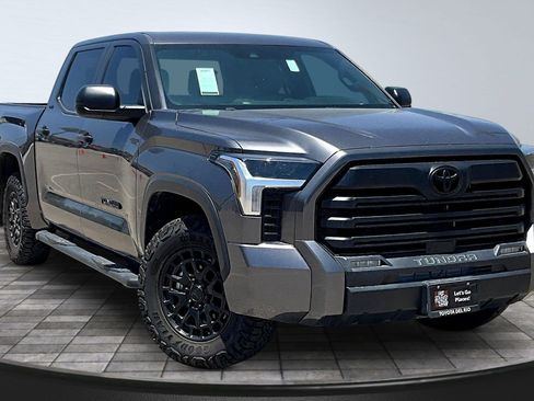Used 2025 Toyota Tundra SR5 RWD image 4