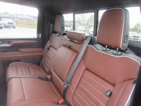 New 2026 GMC Sierra 2500 Denali Ultimate image 15