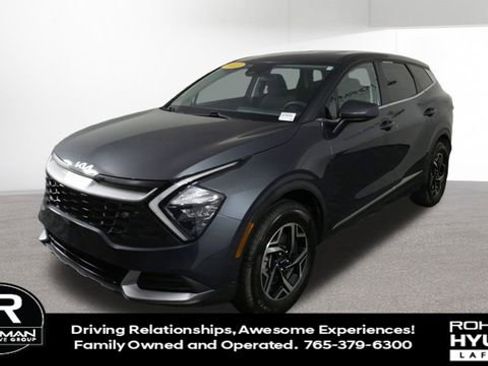 Used 2023 Kia Sportage LX image 4