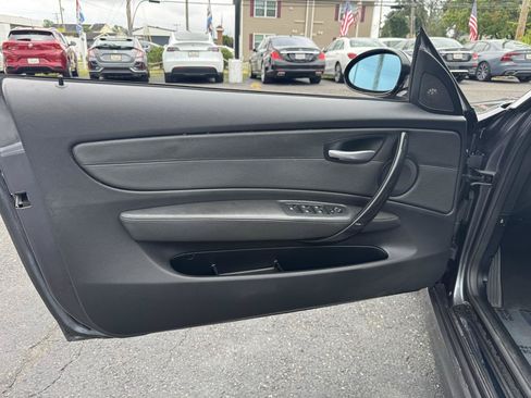 Used 2008 BMW 135i Convertible RWD image 9