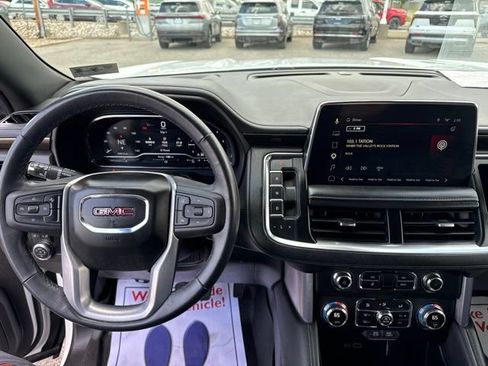 Used 2023 GMC Yukon SLE AWD/4WD image 14