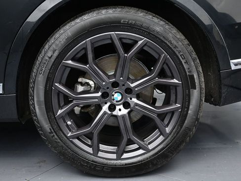 Used 2023 BMW X7 xDrive40i AWD/4WD image 15
