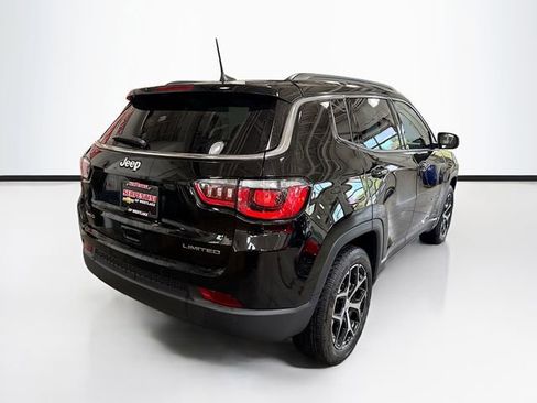 Used 2024 Jeep Compass Limited AWD/4WD image 6