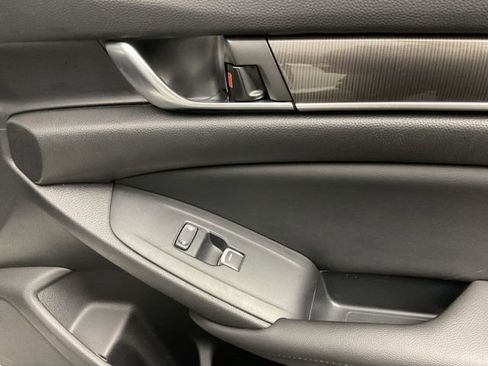 Used 2022 Honda Accord Sport image 24
