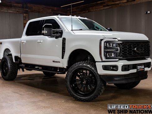 Used 2024 Ford F250 Lariat w/ Sport Appearance Package image 1