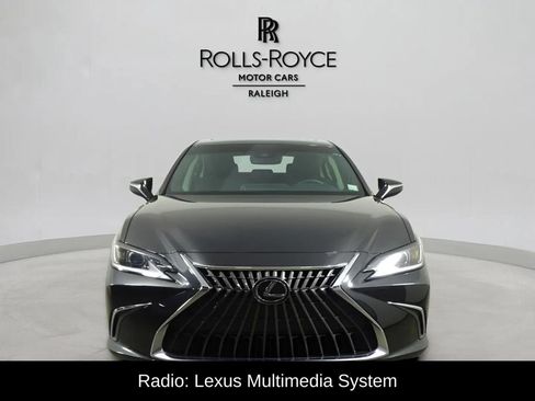 Used 2022 Lexus ES 350 image 2