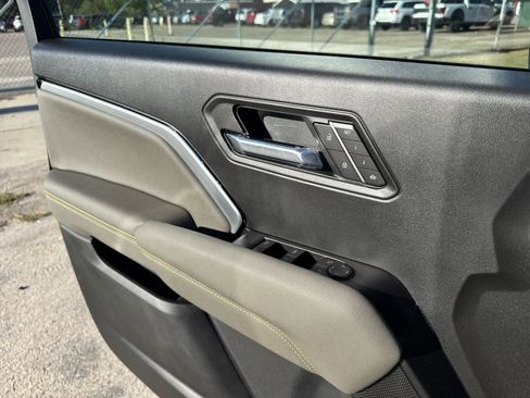 New 2026 Chevrolet Colorado ZR2 w/ ZR2 Bison Edition image 33