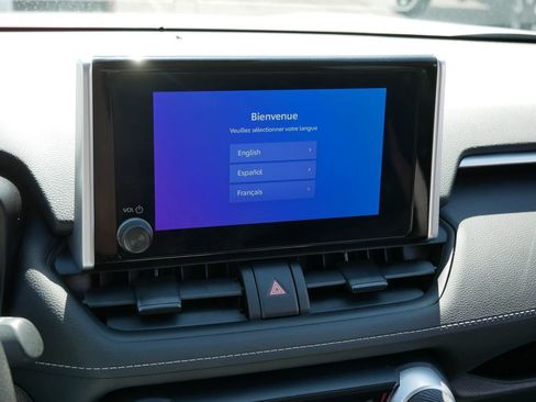 Certified 2025 Toyota RAV4 XLE AWD/4WD image 17