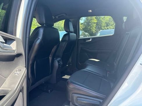 Certified 2023 Ford Escape ST-Line Select w/ Tech Pack #1 AWD/4WD image 13