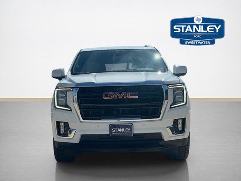 Used 2022 GMC Yukon SLE RWD image 2