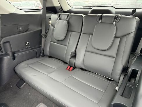 New 2026 Ford Explorer Active w/ Active Comfort Package image 16