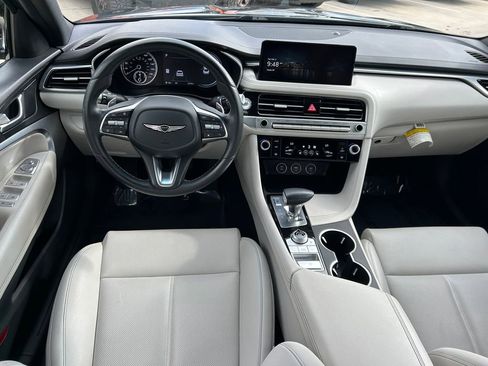 Used 2024 Genesis G70 2.5T image 15