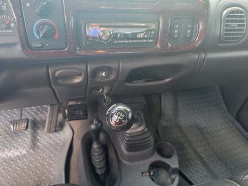 Used 2001 Dodge Ram 3500 Truck 4x4 Quad Cab image 32