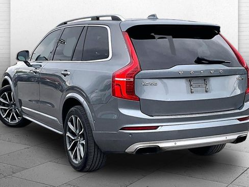 Used 2016 Volvo XC90 T6 Momentum w/ Momentum Plus Package AWD/4WD image 9