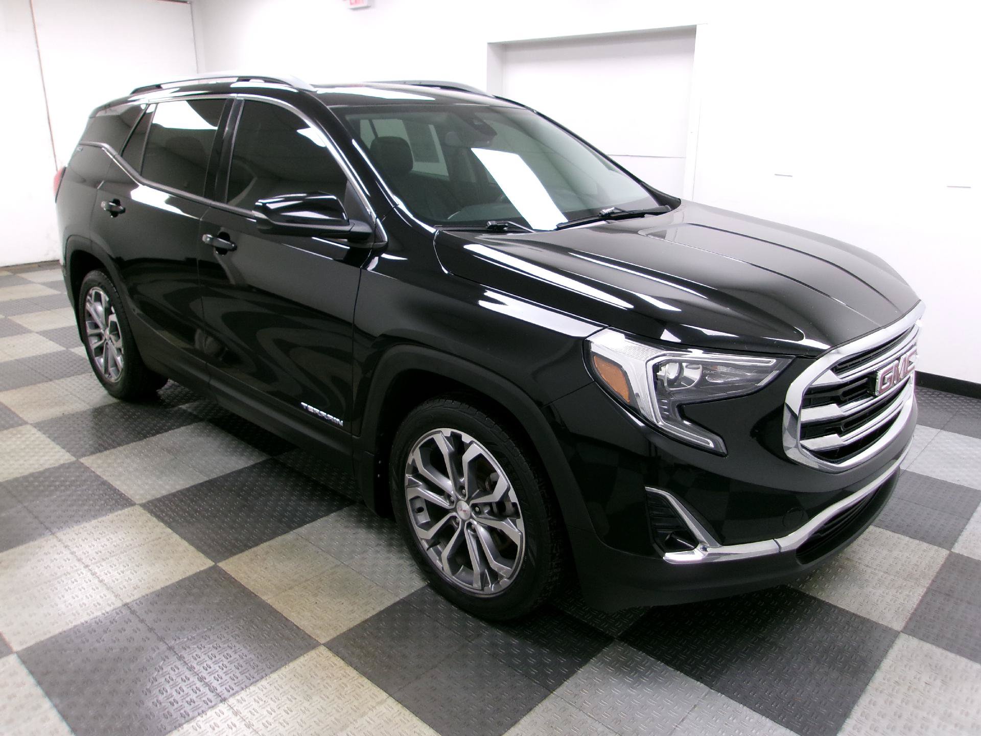 Used 2018 GMC Terrain SLT w/ Preferred Package FWD image 14