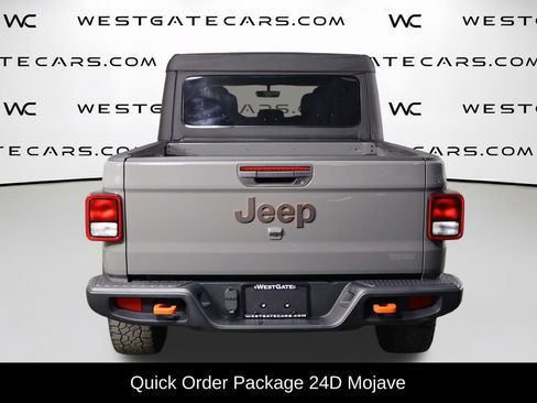 Used 2023 Jeep Gladiator Mojave w/ Cold Weather Group AWD/4WD image 4