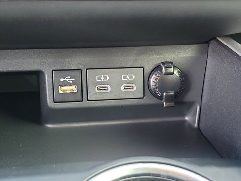 Certified 2024 Toyota Highlander LE AWD/4WD image 29