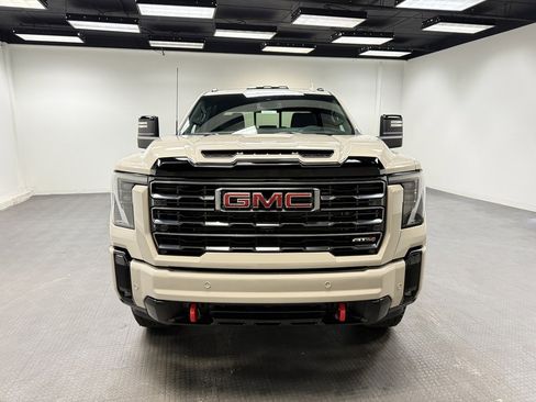 New 2026 GMC Sierra 2500 AT4 image 9
