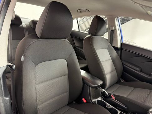 Used 2017 Kia Forte LX FWD image 22