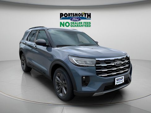 New 2026 Ford Explorer Active w/ Active Comfort Package AWD/4WD image 1